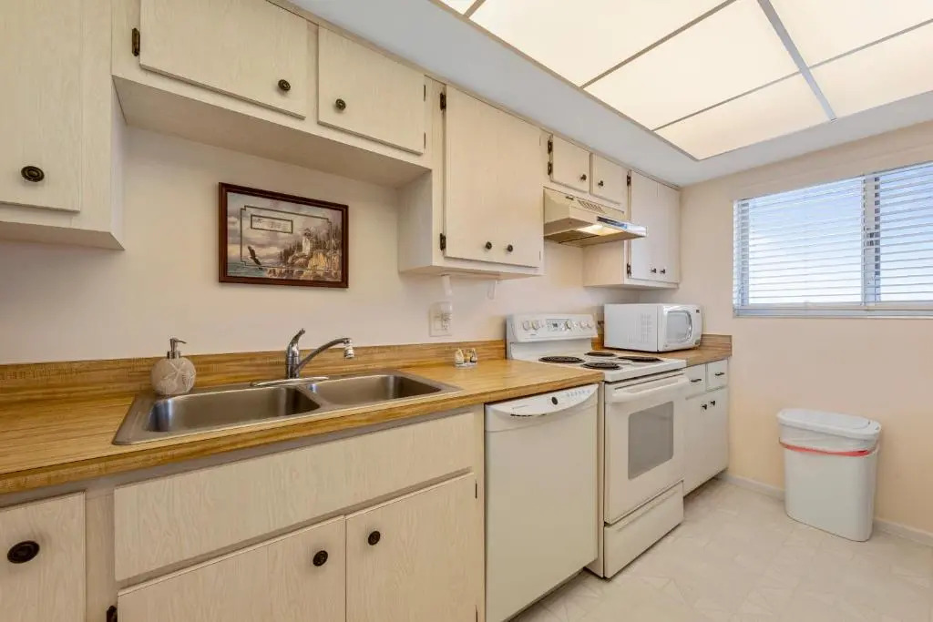 Sun Caper 807, 2 Bedrooms, Gulf Front, Elevator, Sleeps 6, Heated Pool