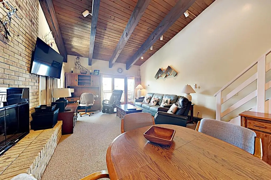 Timberline Condominium Studio Standard Loft Unit 301