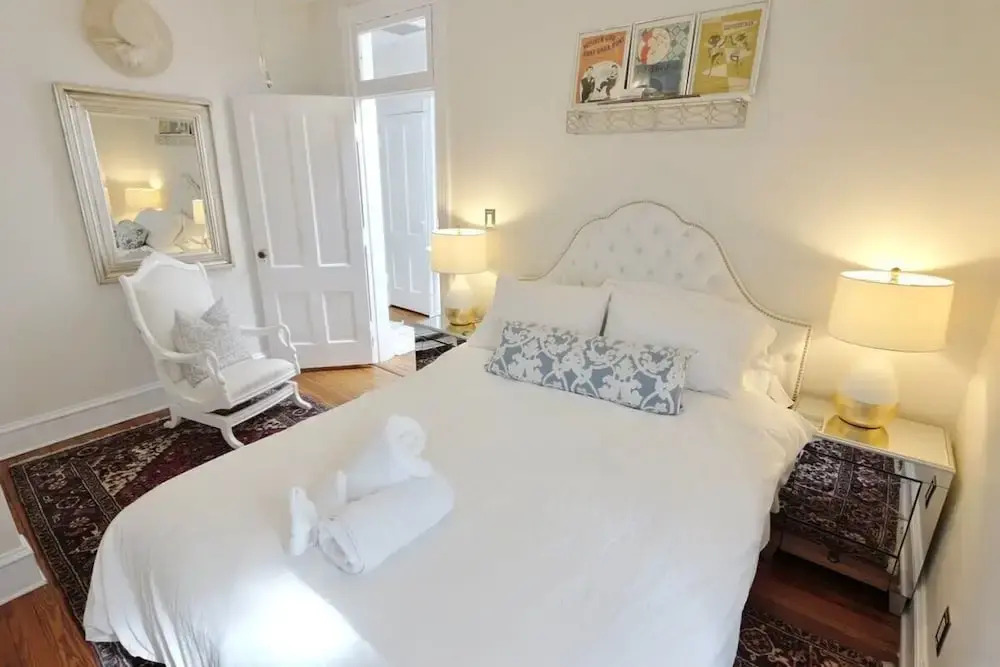 The Grand Piano at Logan Circle - 2 Bedroom