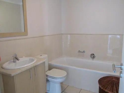 Point Village Accommodation - Santos 41