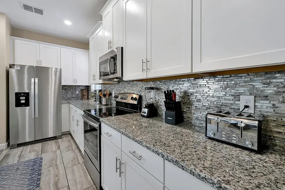 5424 Solterra Circle, Davenport,5beds
