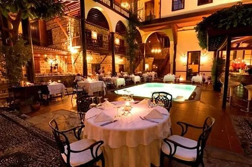 Alp Pasa Regency Suites