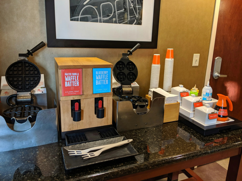 Hampton Inn & Suites Cincinnati-Union Centre