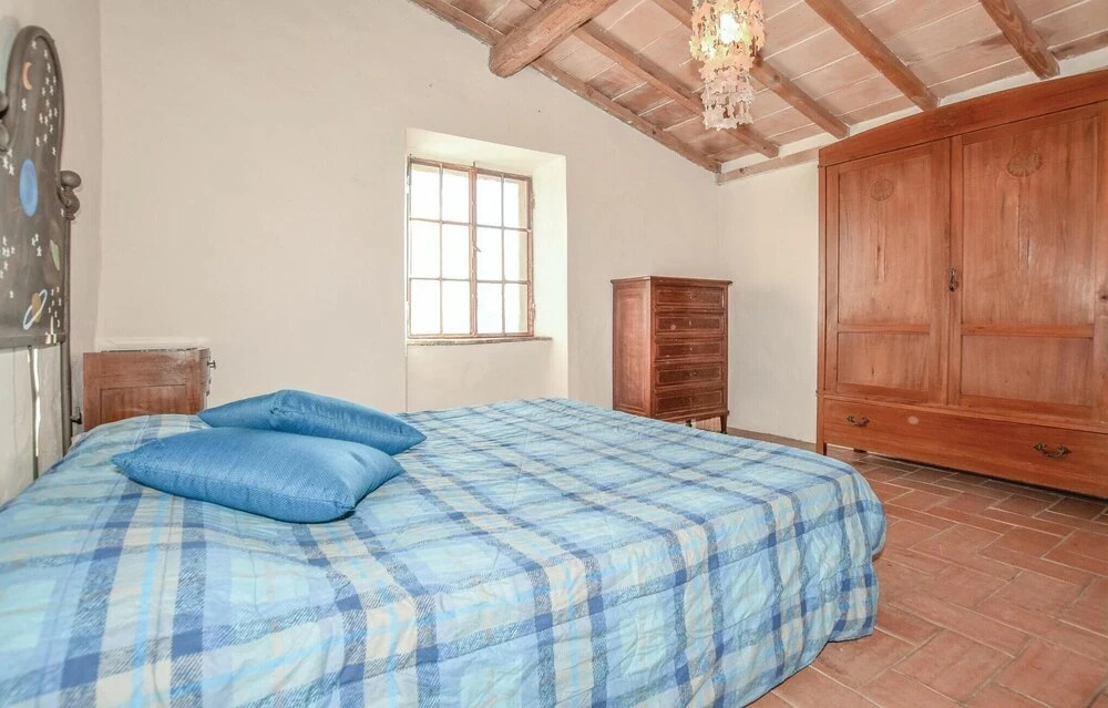 Casa Pereti