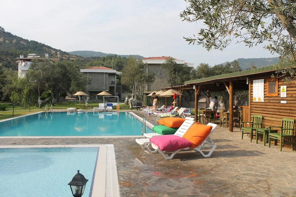 Assos Oleas Hotel