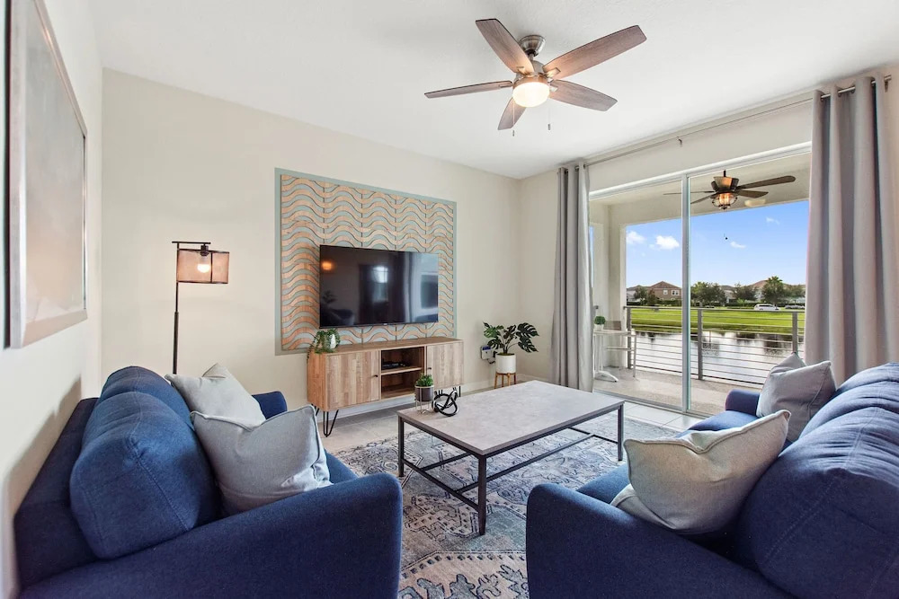Serenity Haven, Bliss, Storey Lake By Shine Villas #701