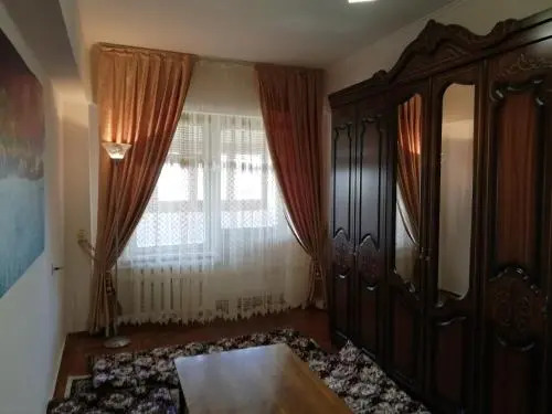 3BR Chorsu