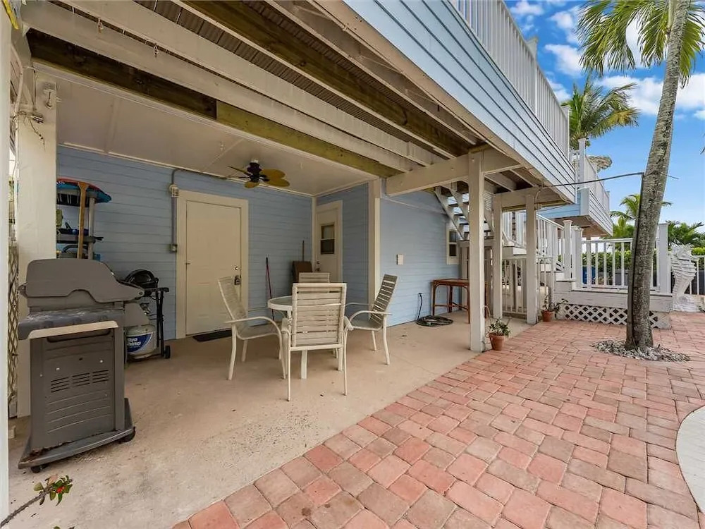 Sea Horse Upper Level, 3 Bedrooms, Sleeps 10, Heated Pool, Pet Friendly