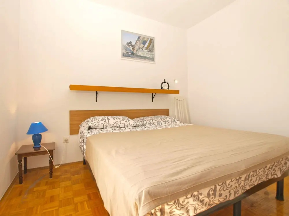 Apartment 1635