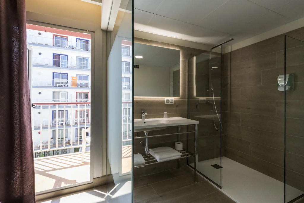 Hotel Papi Blau