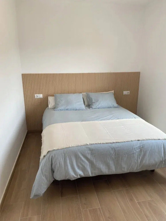 Relax in Comfort at Charming 3-bedroom Vacation Home in Vilar España Carnota