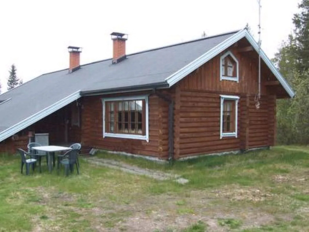 Ruka-kitkan lomamajat/varpunen