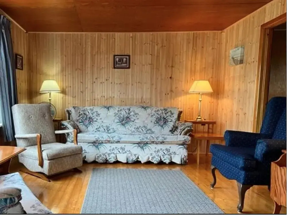 Pine Cottages