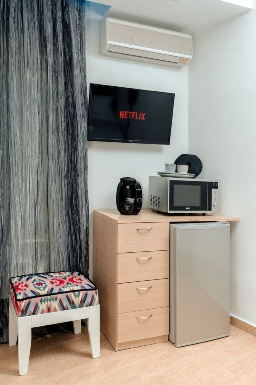 Sea View Studio With a Barbecue Area on the Terrace of the Building a Smart TV