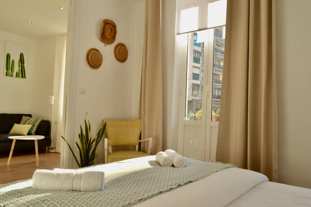 Hola Valencia - Holiday Apartments