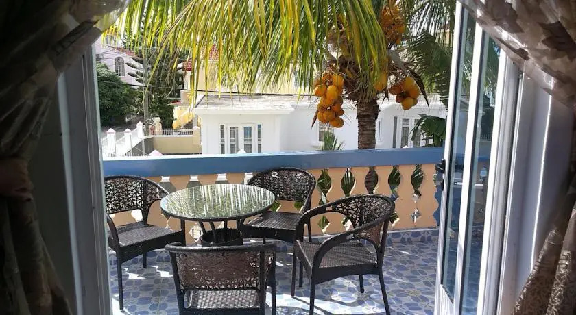 Primrose Apartments