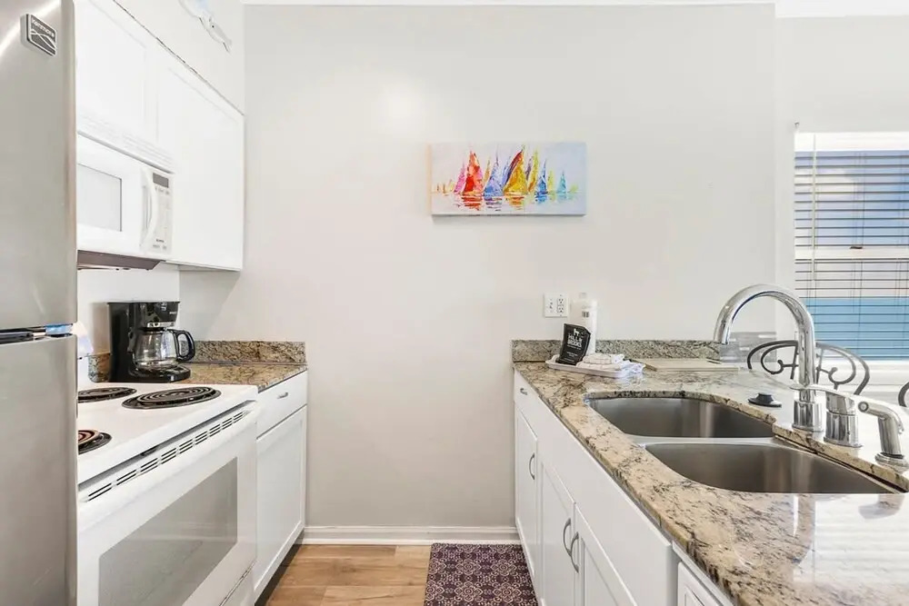 Tradewinds 1301 Beachfront Top-floor