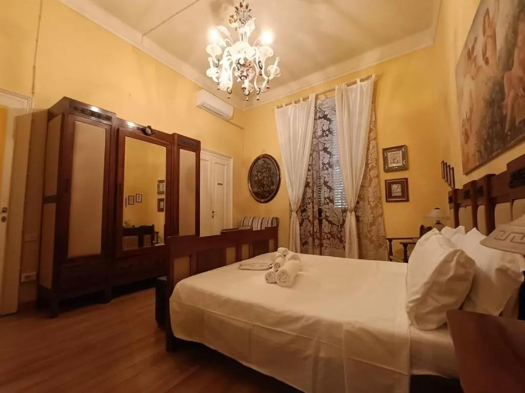 Casa Esvael - Historic Rooms in Verona City Center