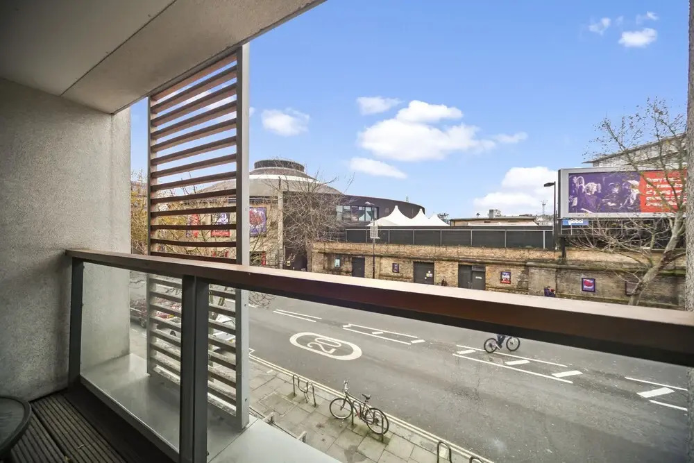 2 Bed Executive Apartment Near Camden Market with WiFi