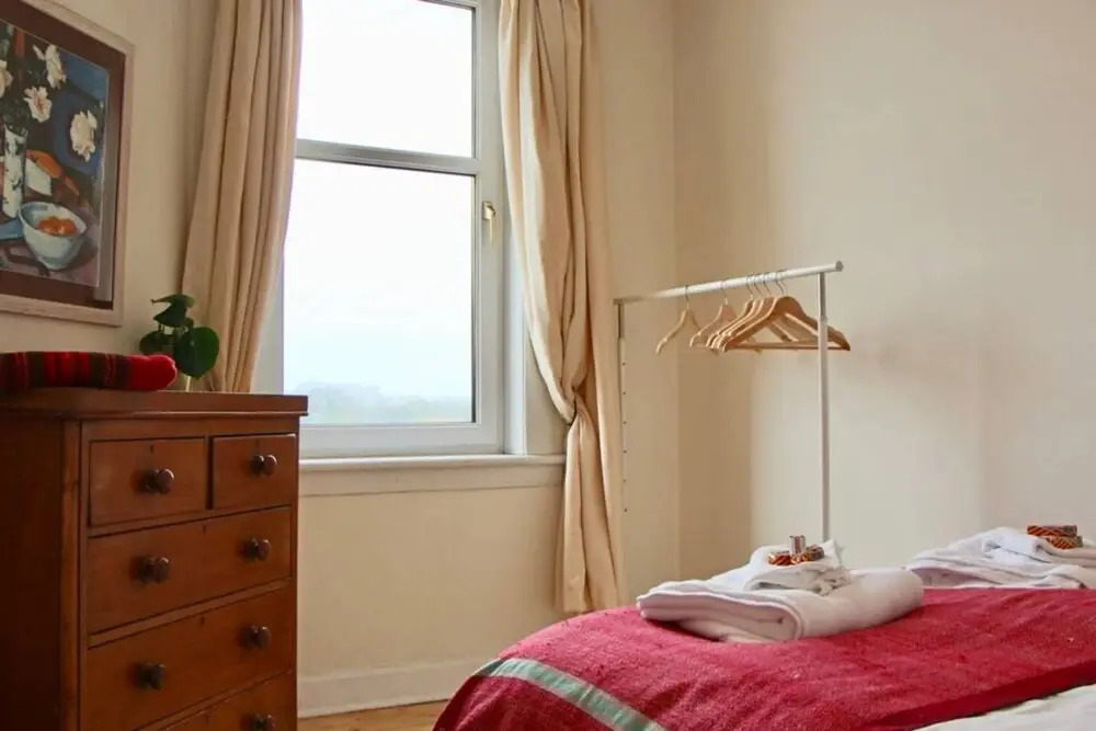 2 Bedroom Flat With Beautiful Views