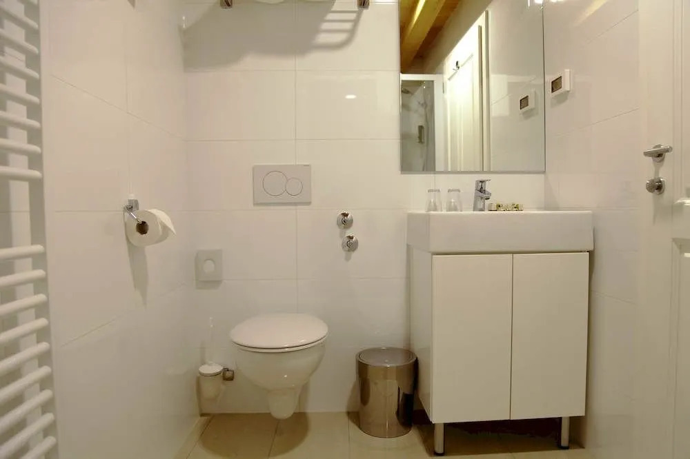 Garni Hotel Dvor
