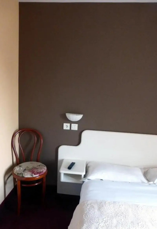 Hotel De France