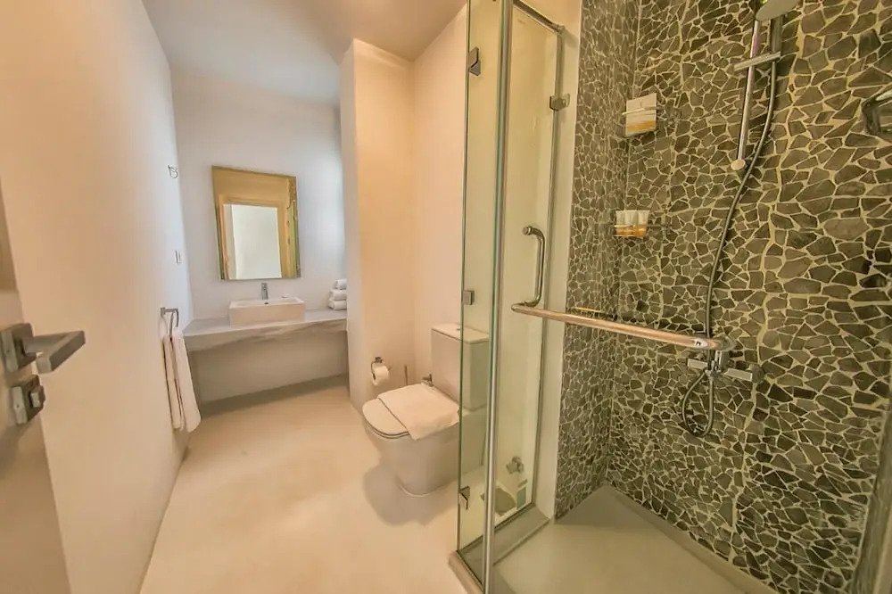 Vesta - Superior APT - 2BR - Swan Lake