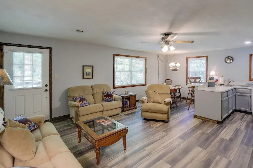 Step Into Nature! Gatlinburg Home w/ Rustic Charm