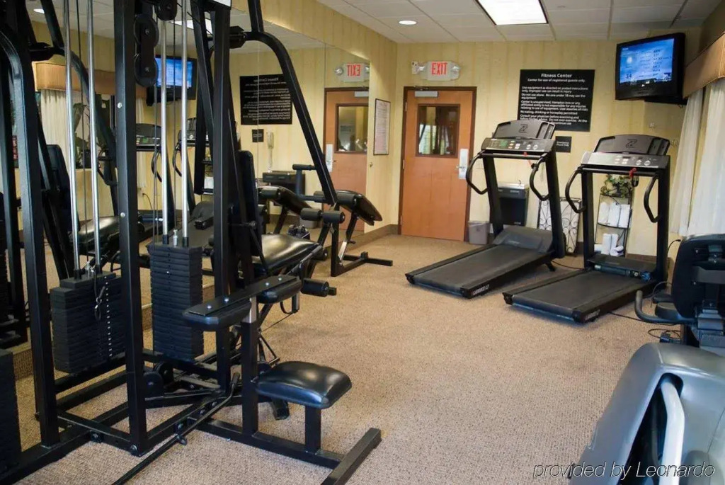 Hampton Inn & Suites Manchester-Bedford