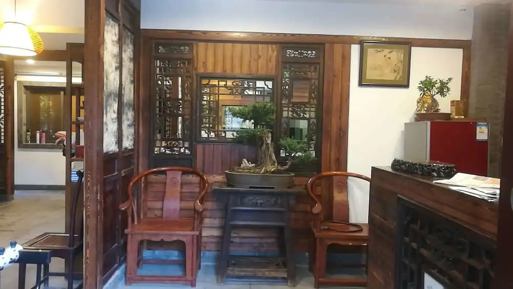 Yangzhou Manzhu Inn