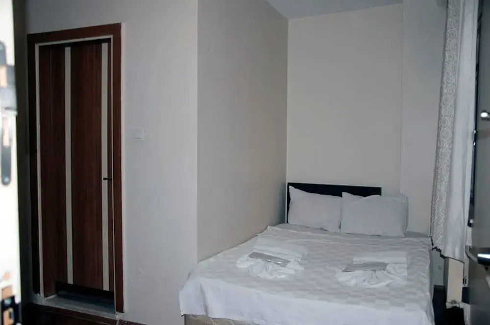 OTEL GOLDEN SKY