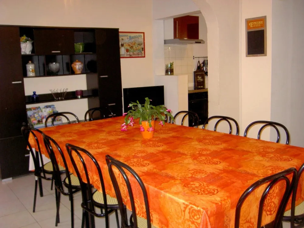 House with 5 Bedrooms in Grandcamp-Maisy, with Wonderful City View, Furnished Terrace And Wifi - 100 M From the Beach
