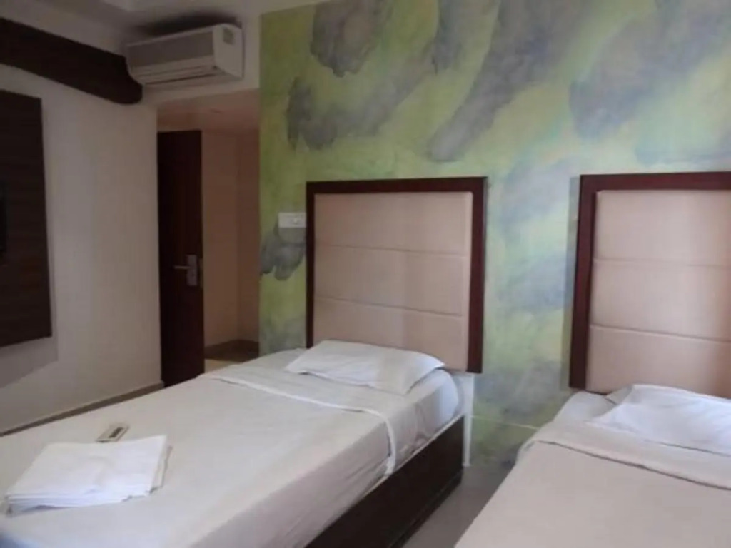 Hotel Templecity Dreamz Inn