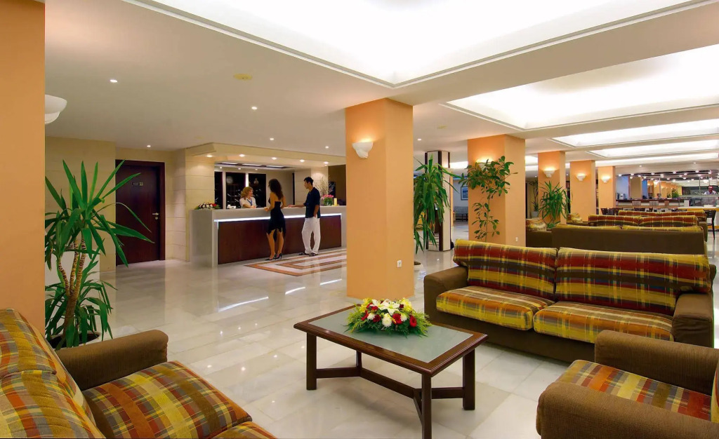 The Syntopia Hotel