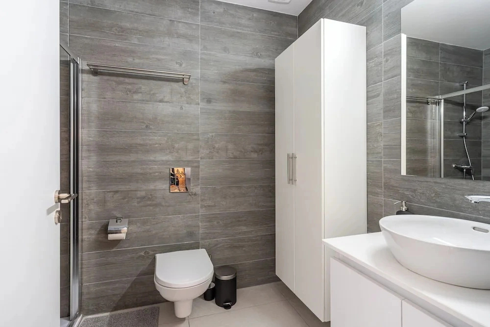 Sunflower 1-BR Apt. & Balcony in Larnaca
