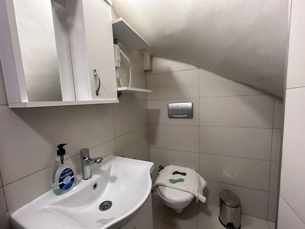 Yez Boutique Hotel