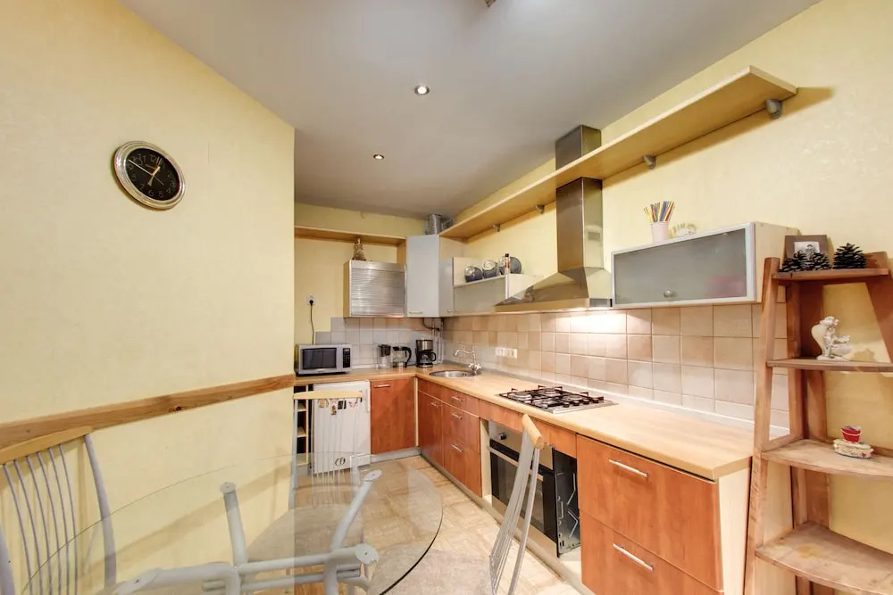 Apartment on Marata 35