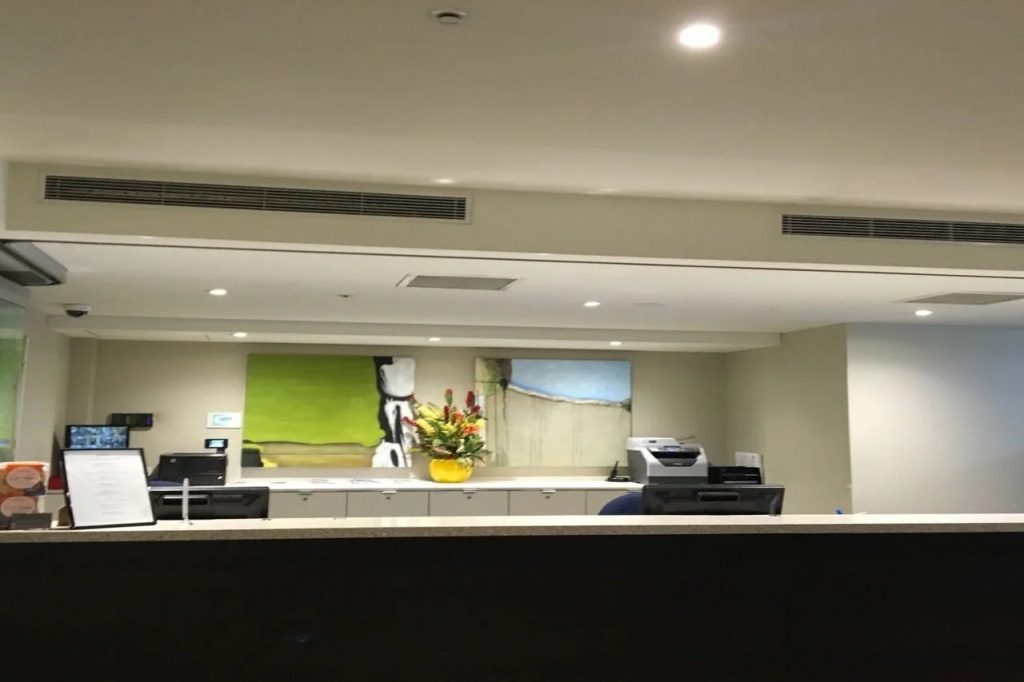 MainStay Suites Hawthorn