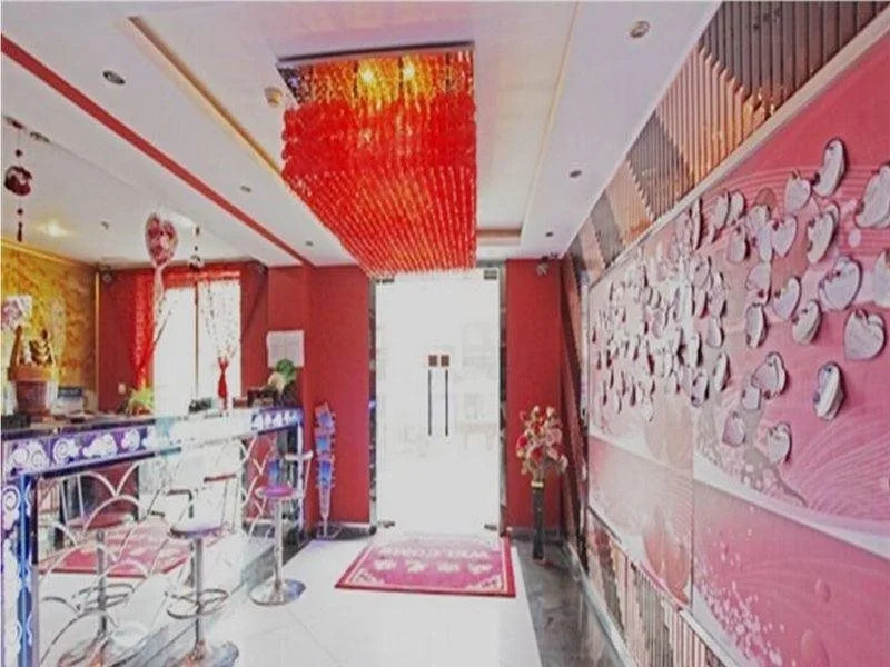 Super 8 by Wyndham Beijing Tao Ran Ting Subway Station West