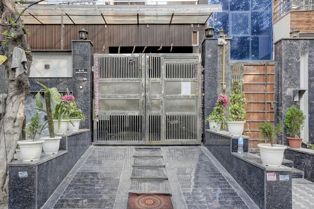 FabHotel Ivory Loft