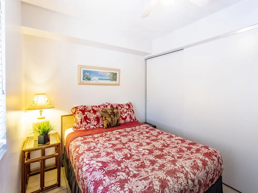 Pacific Shores B406 by RedAwning
