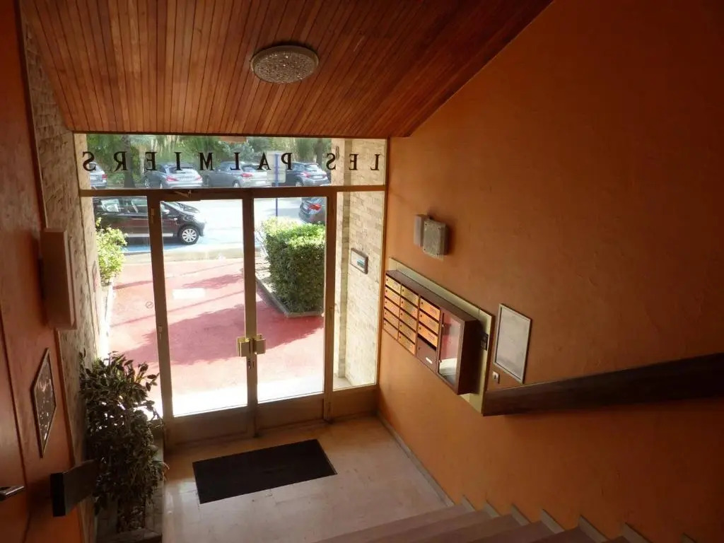 Appartement Le Lavandou, 2 pièces, 4 personnes - FR-1-308-47