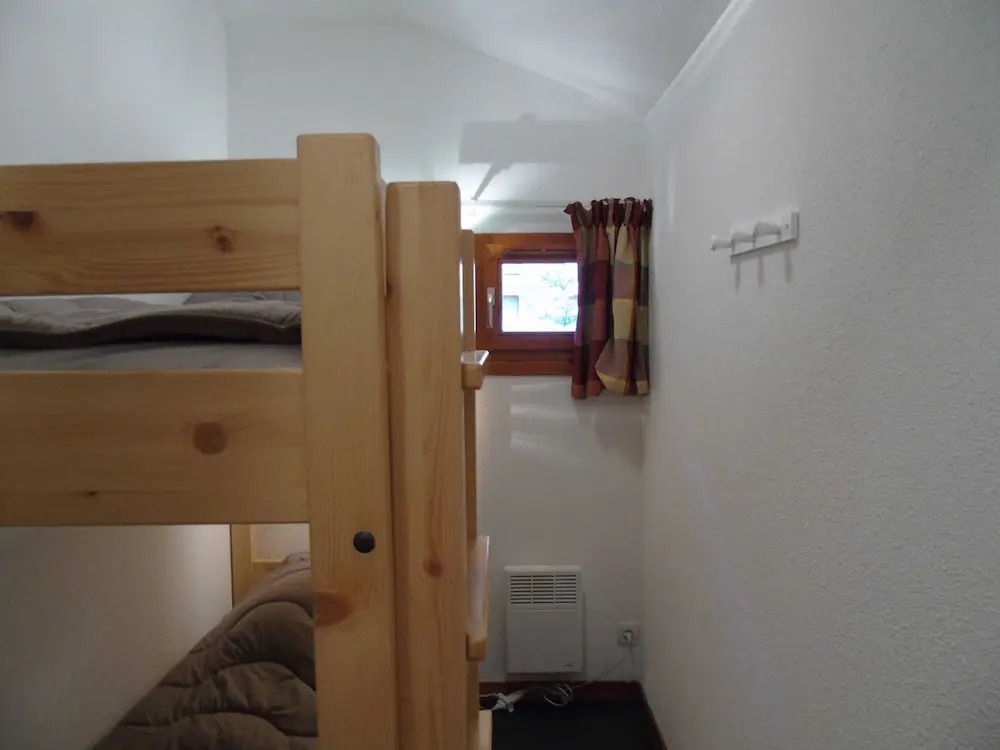 Lou Services Apartment F7 LSI 001