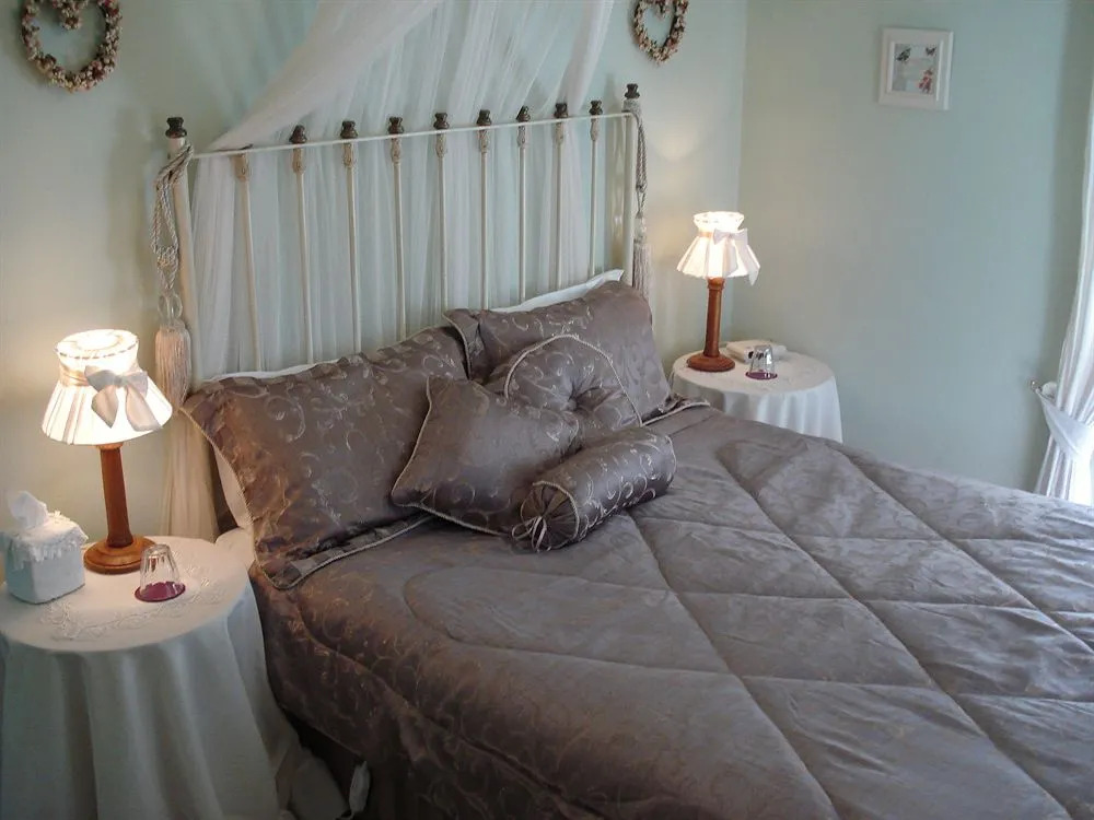 Woodford Of Leura Bed & Breakfast