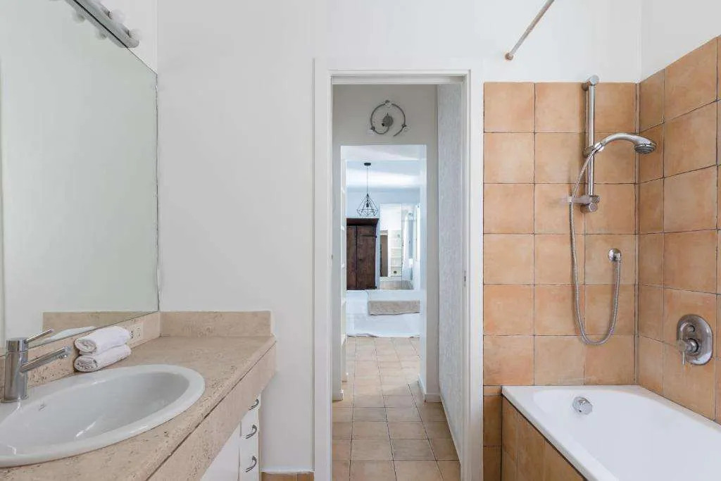 A World Aparts - Torre Argentina Apartments