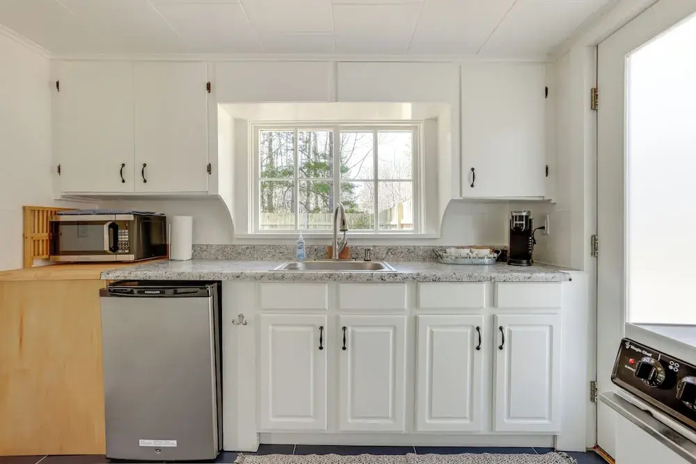Swim, Hike & Unwind: Frankfort Cottage w/ Fire Pit