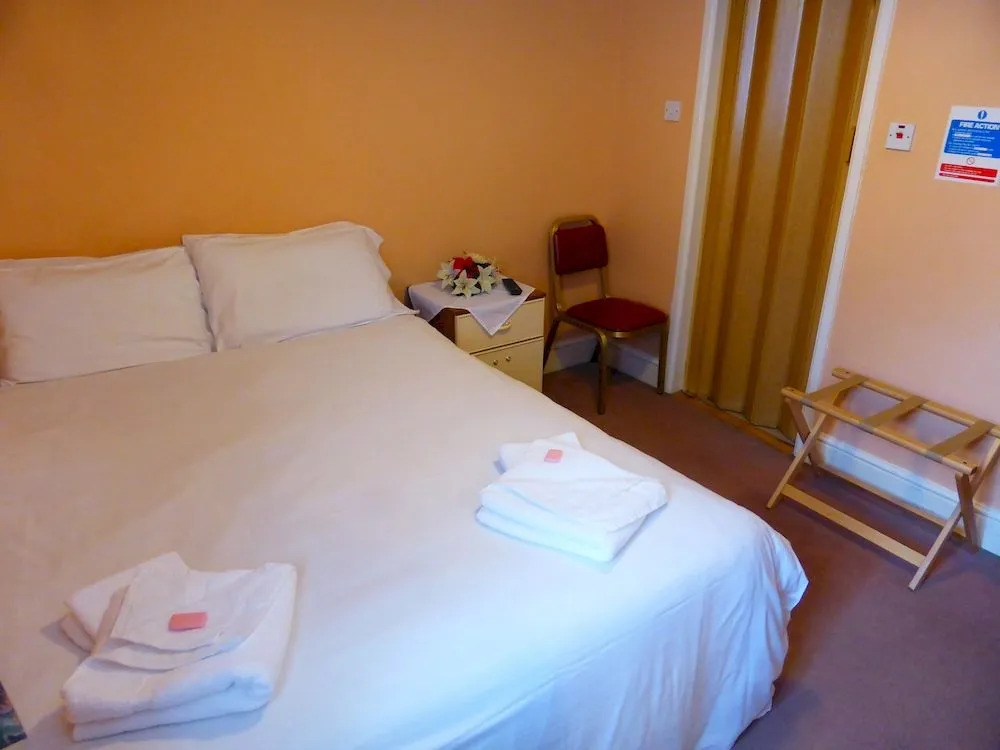 Hotel Dinara