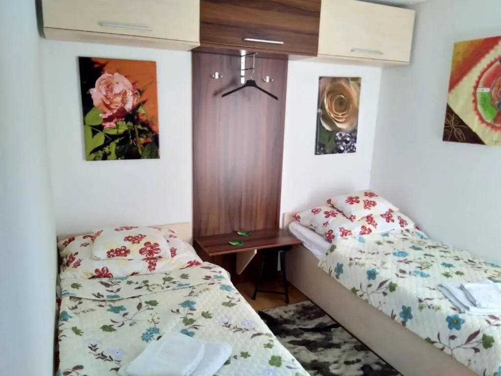 Le Rose Suites & Park Hotel