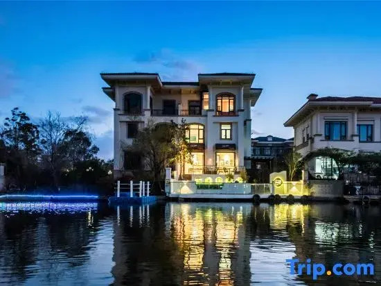 Floral Hotel · 26 Du Fangyuan Hotel (Qidong Seaside Venice)