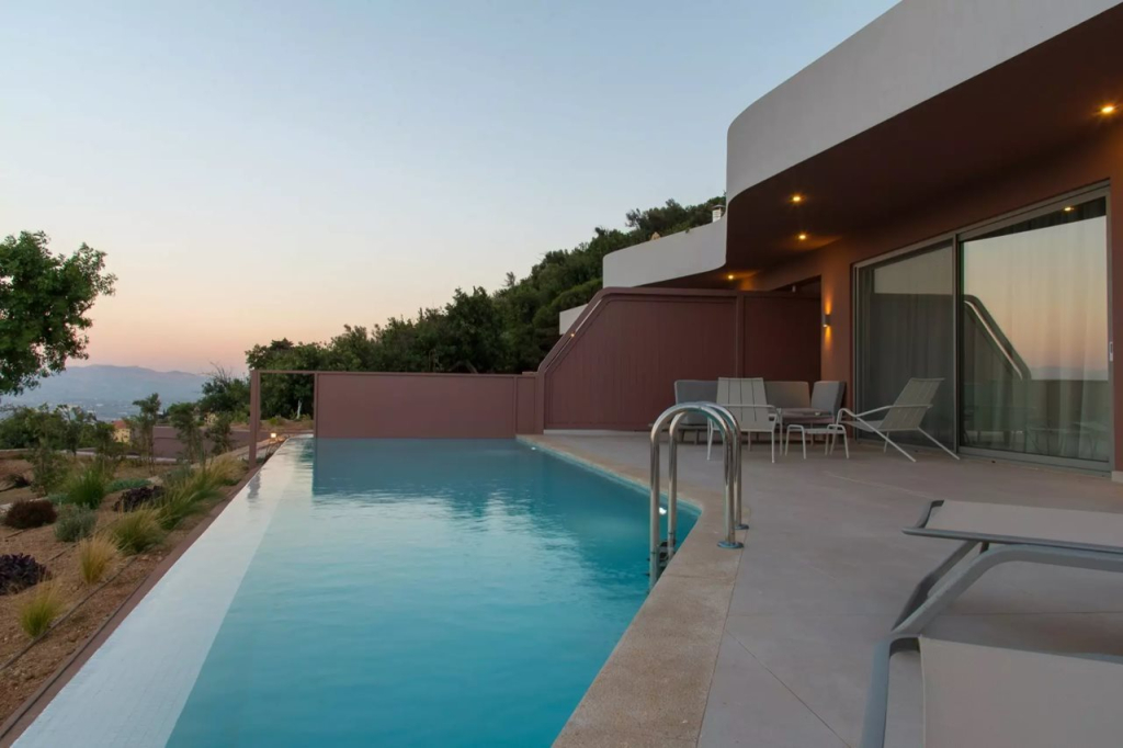 Plethora Luxury Suites